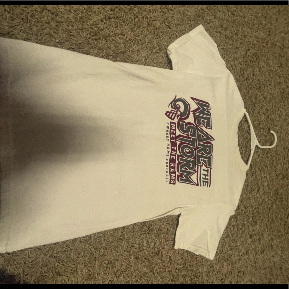 Girls, Rams T shirt